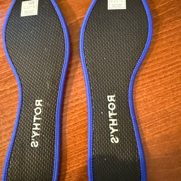 Rothy's Women's Black and Blue Flats - Picture 5 of 6